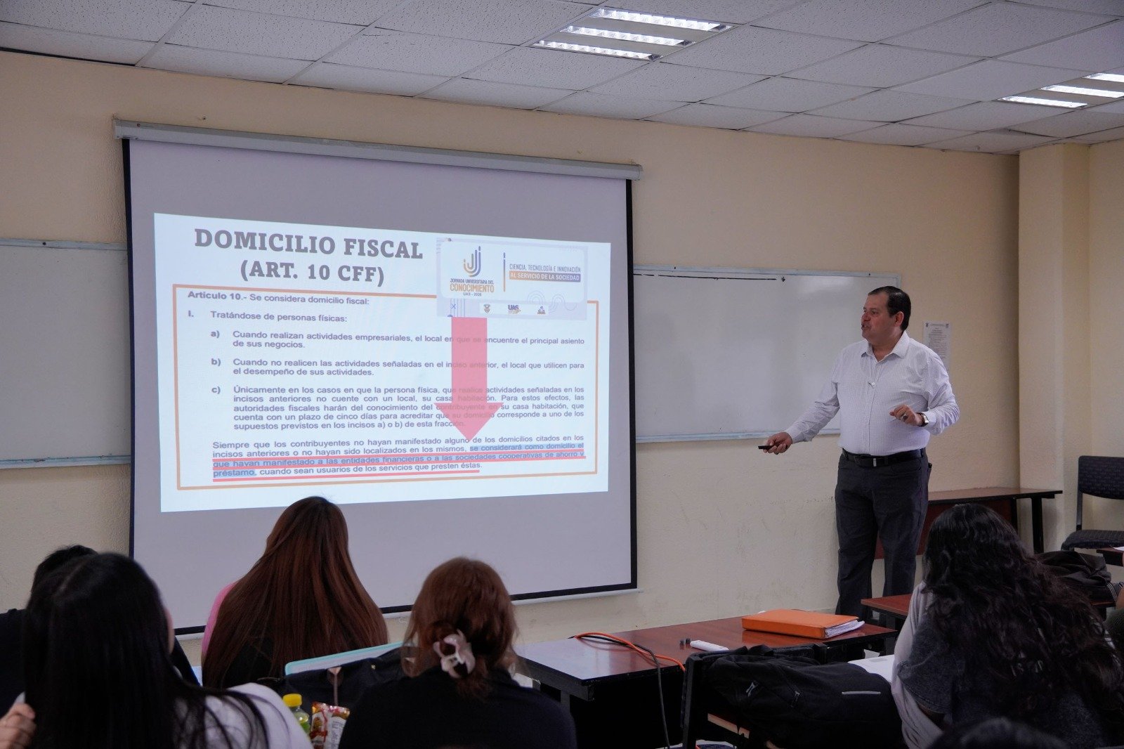 Algoritmos del SAT consideran como ingreso gravable cualquier depósito en cuentas bancarias si carece de sustento legal, alerta investigador de la UAS