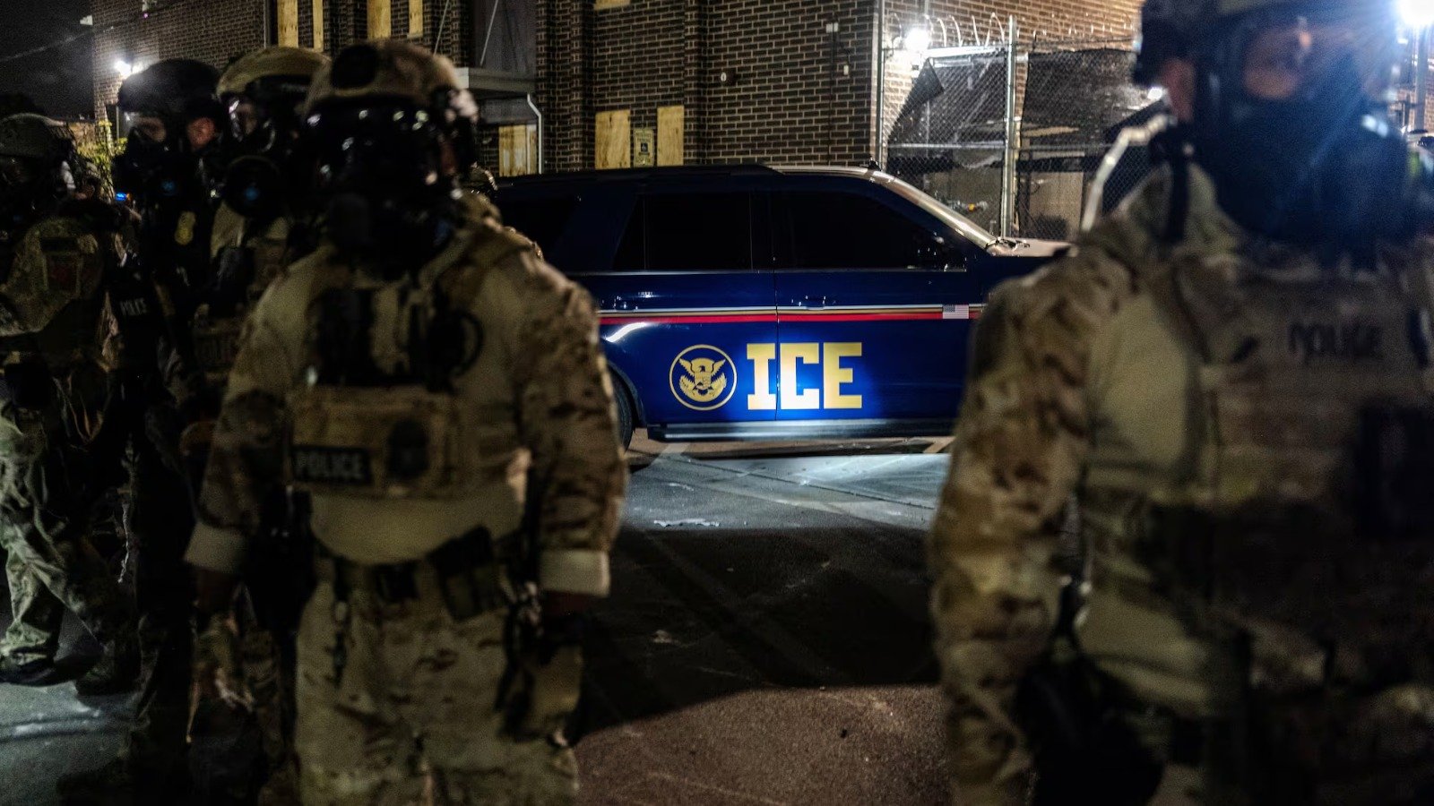 ¡Brecha de seguridad masiva! Hackers filtran datos personales de miles de agentes de ICE y CBP en Estados Unidos